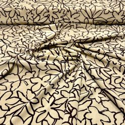 Låt våra klassiska klänningsmaterial förmedla din personliga stil.