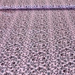 Hitta eleganta tyger för varje hörn av ditt hem.