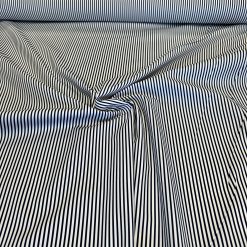 Naturliga material som ger hållbara tygval.